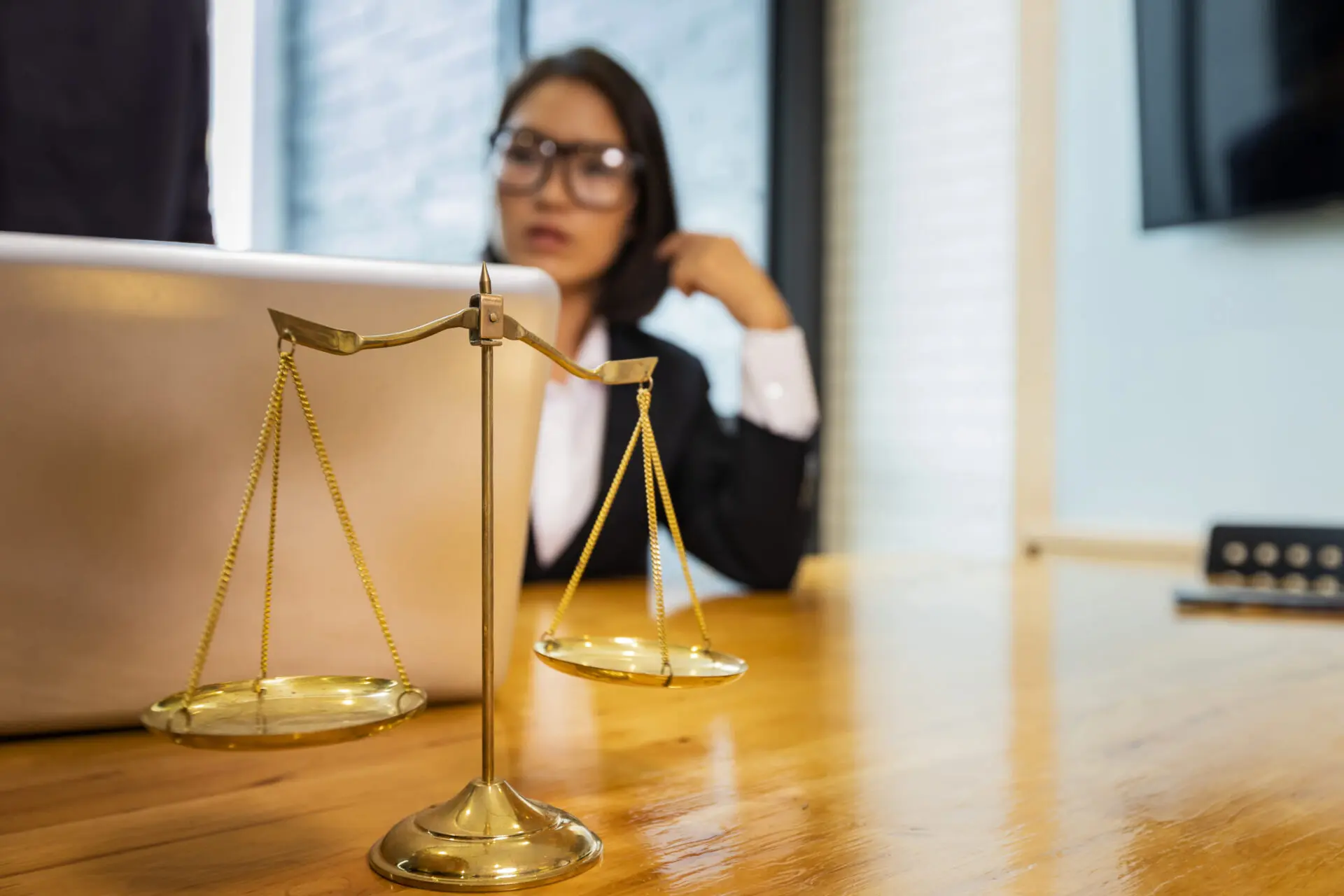 How EH Mediation Helps You Make Informed and Cost-Effective Decisions Fleet